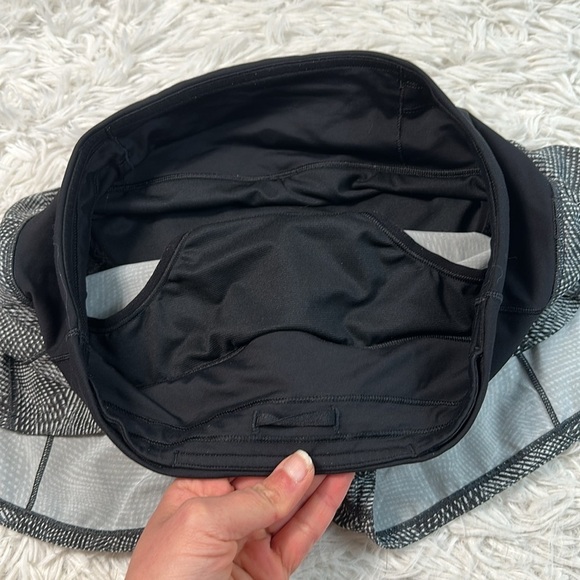 Lululemon Speed Up Short Long *4" Updated Fit Velocity Mesh Island Mist Black / - Picture 2 of 6